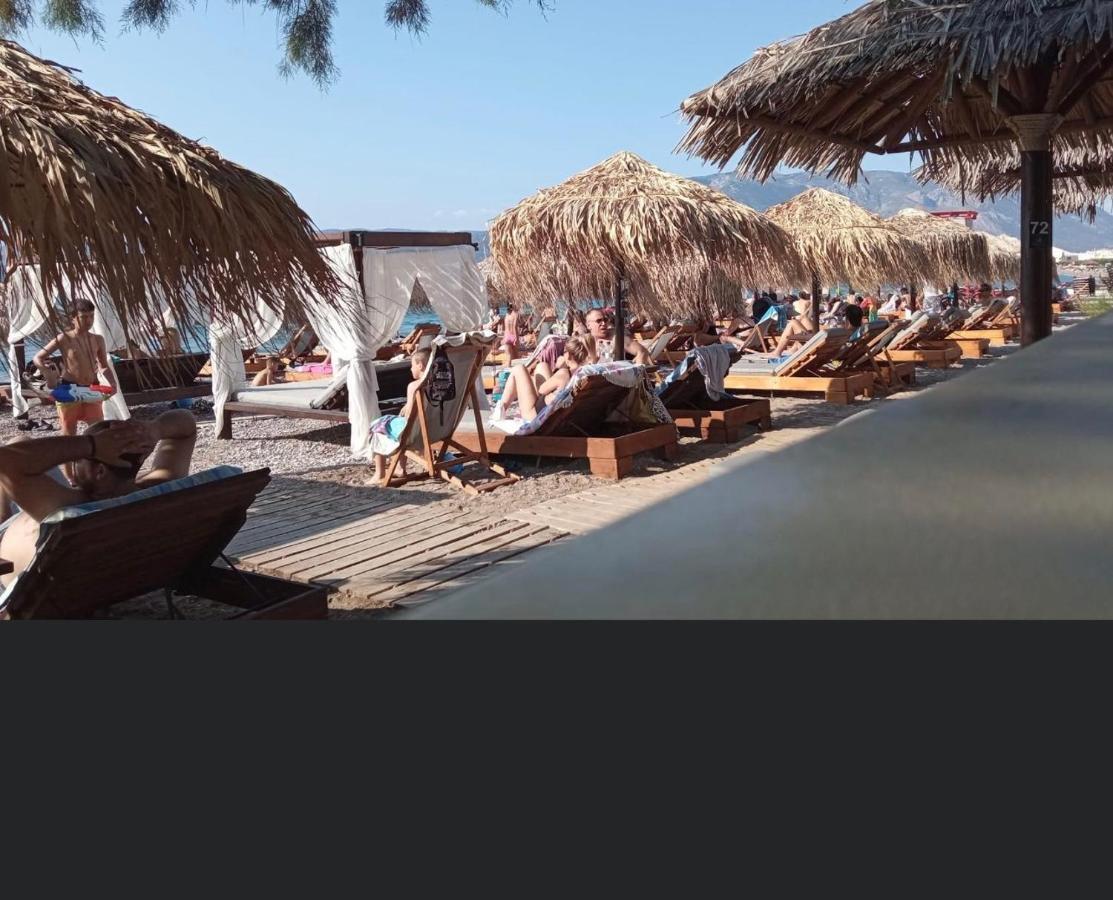 Yiayia Katina'S House Apartment Corinth ภายนอก รูปภาพ