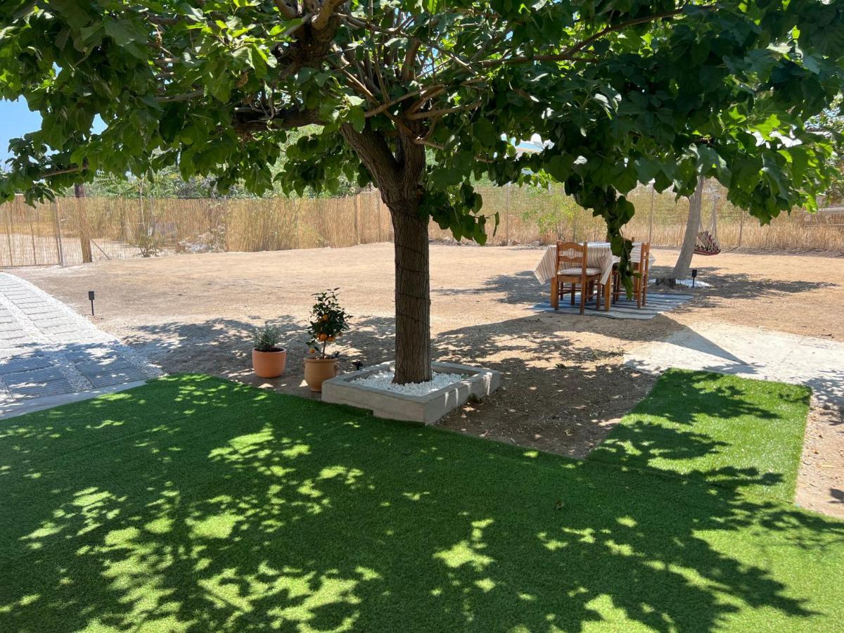 Yiayia Katina'S House Apartment Corinth ภายนอก รูปภาพ